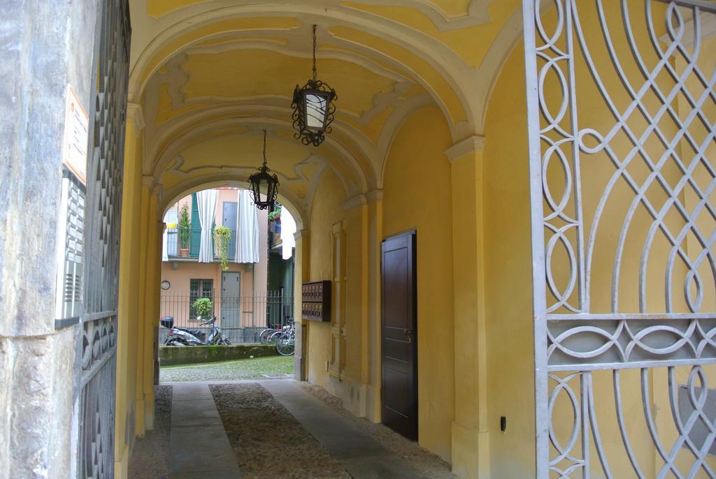 B&B Contrada Dei Giardini Cuneo Bagian luar foto